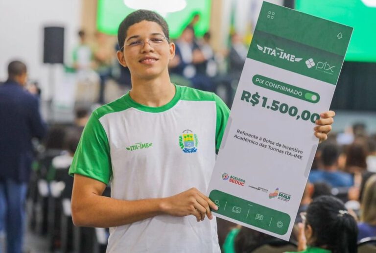 Seduc paga 6ª parcela das bolsas para estudantes do Piauí