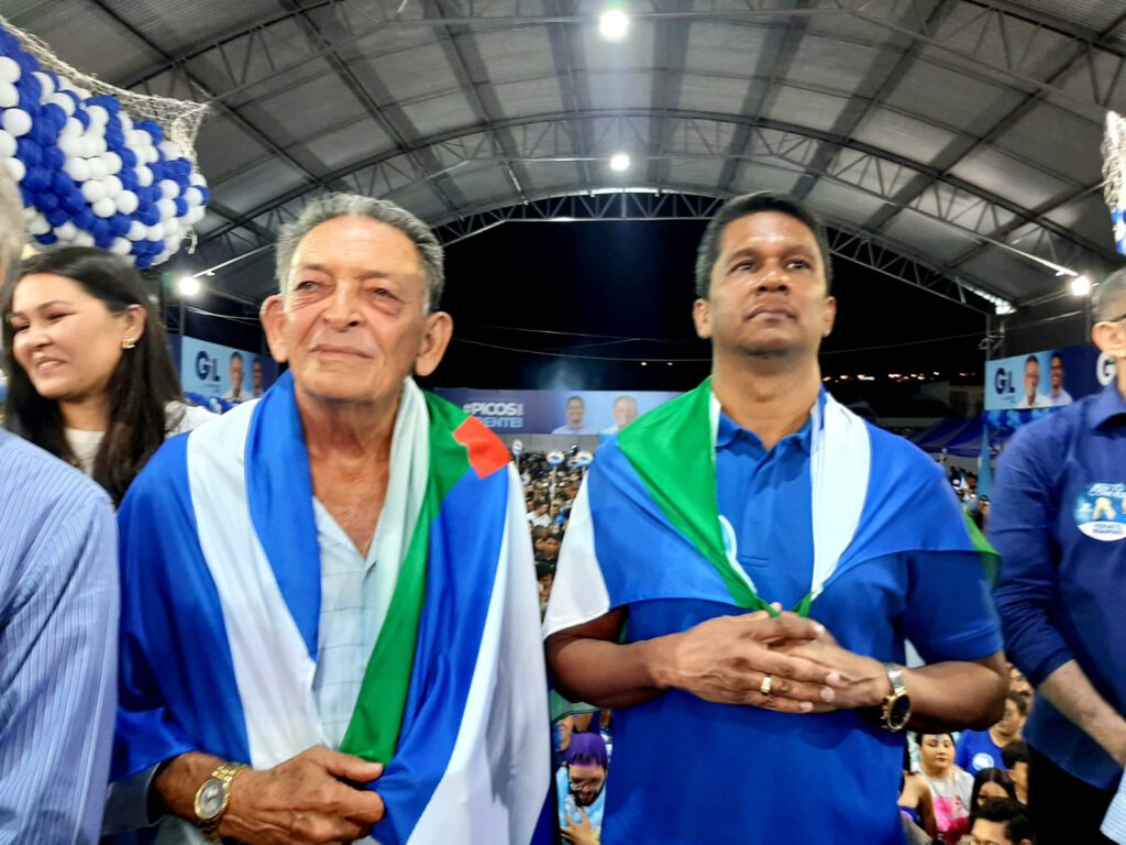 Gil Paraibano e Raniery Lima homologam candidatura à Prefeitura de Picos em convenção política 