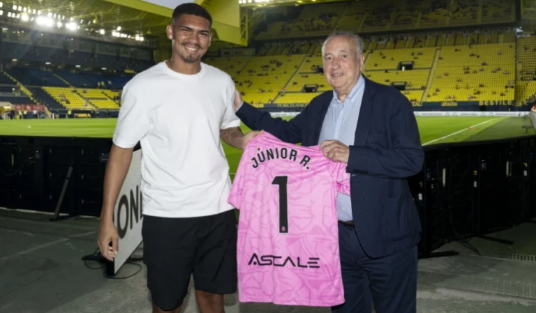 Goleiro picoense é contratado por clube espanhol