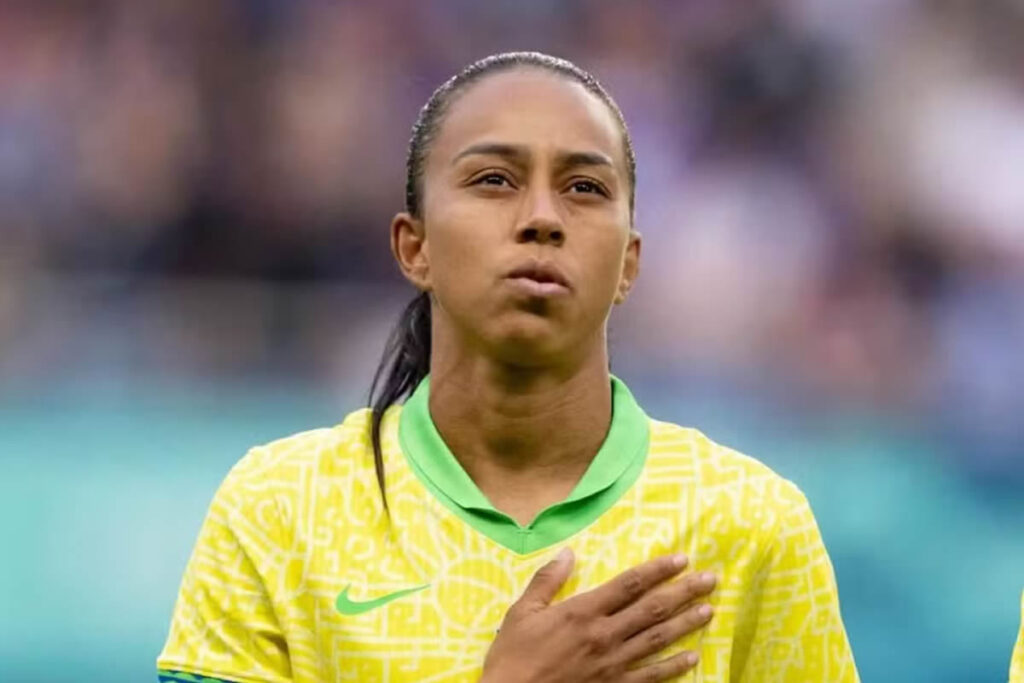 Paris 2024: Adriana se torna 1ª mulher piauiense a conquistar medalha olímpica no futebol