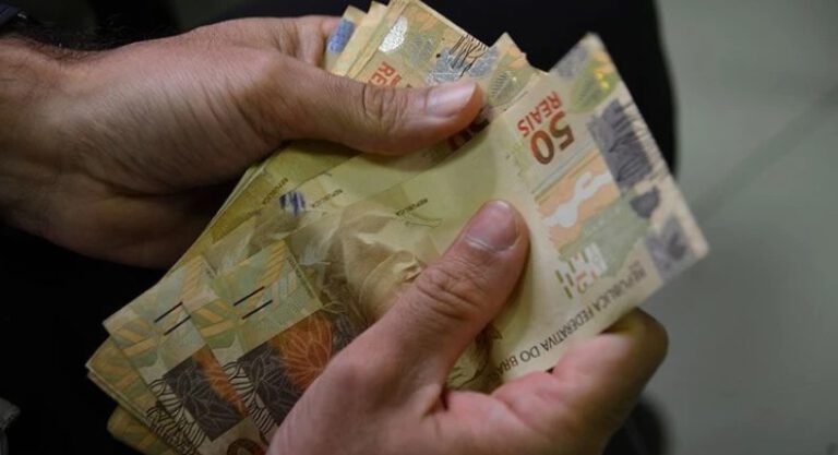 Renda per capita do piauiense cresceu 21% em 2022, aponta IBGE